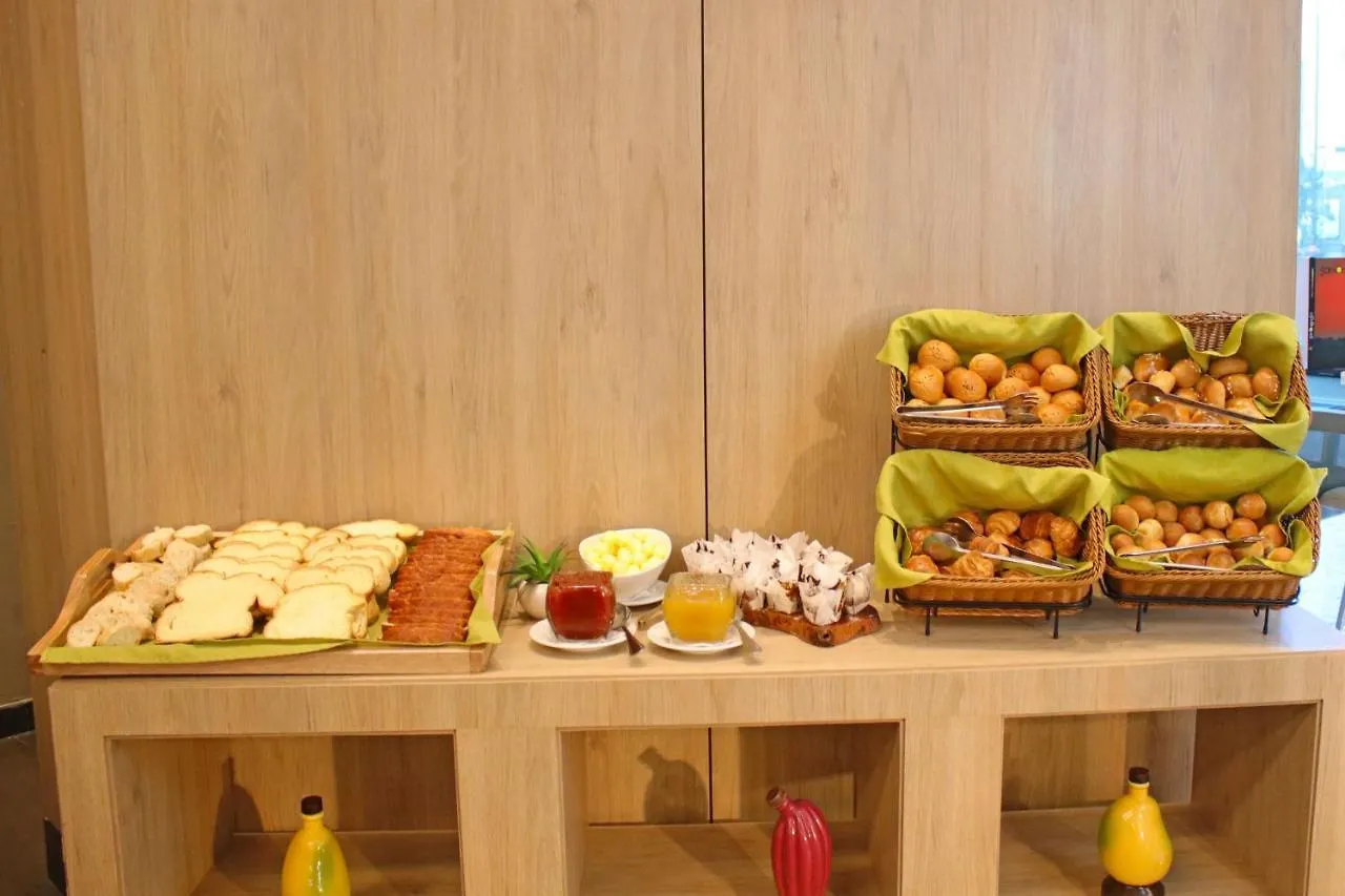 Courtyard By Marriott Guayaquil Hotel 4*,