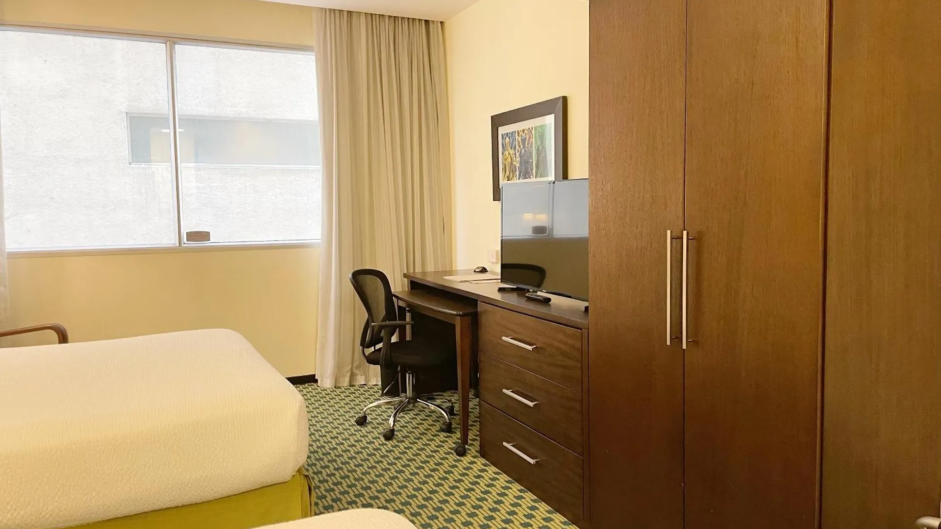 Courtyard By Marriott Guayaquil Hotel Ecuador