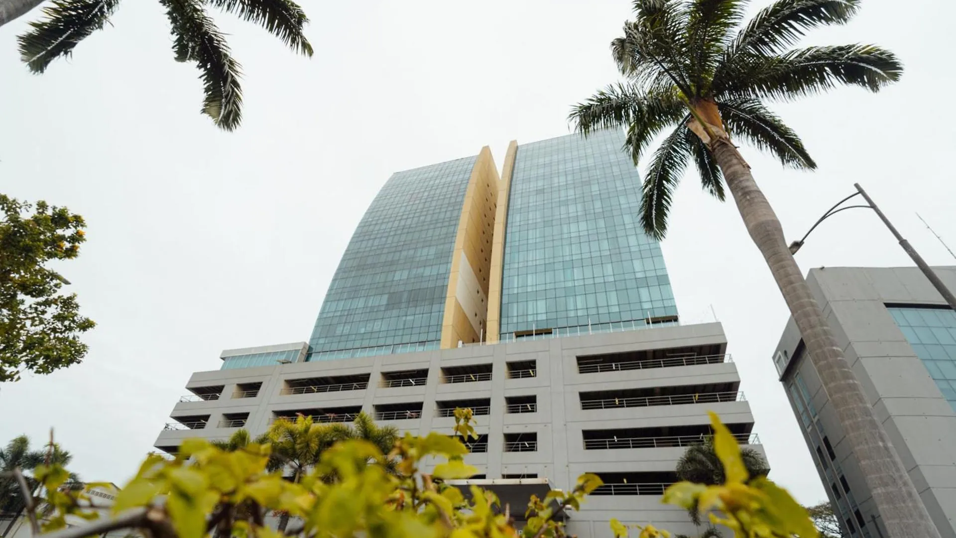 Courtyard By Marriott Guayaquil Hotel